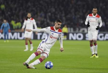 斥巨资引进 斥巨资引进